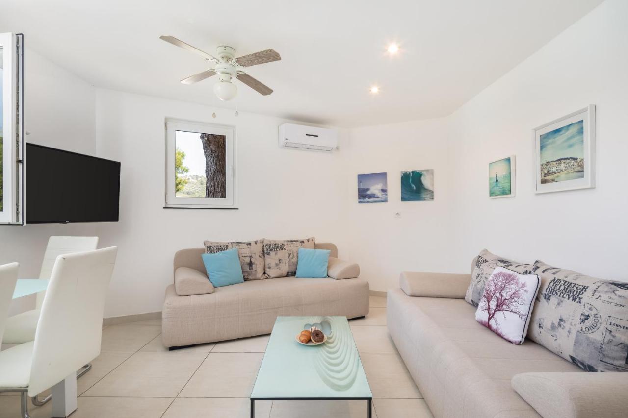 Estella Villa Apartments روغوزنيكا المظهر الخارجي الصورة